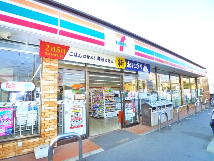 コンビニ　セブンイレブン（コンビニ）まで190m