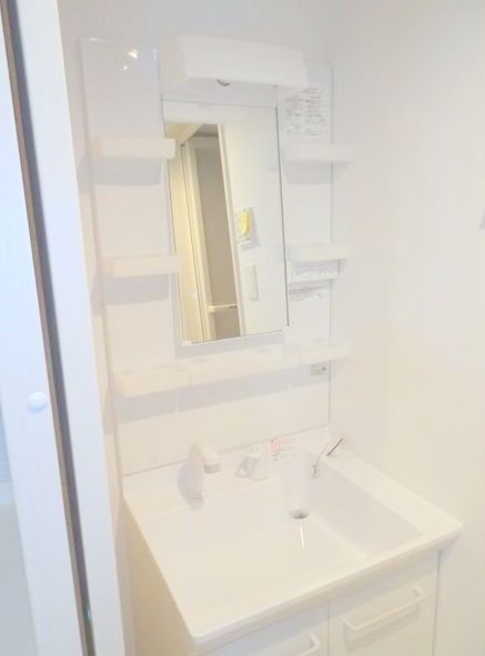 洗面設備　シャンプードレッサーです☆