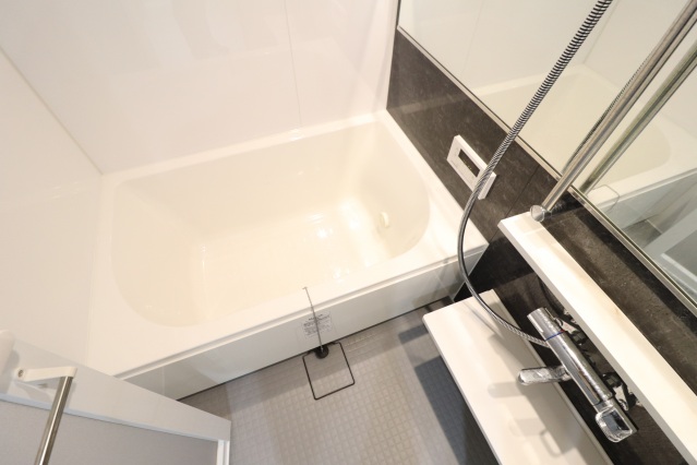 バス・シャワールーム　追い焚き　浴室乾燥機付