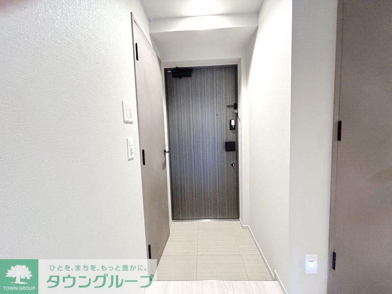 玄関　お部屋探しは株式会社　タウンハウジング　までお気軽にお問合…