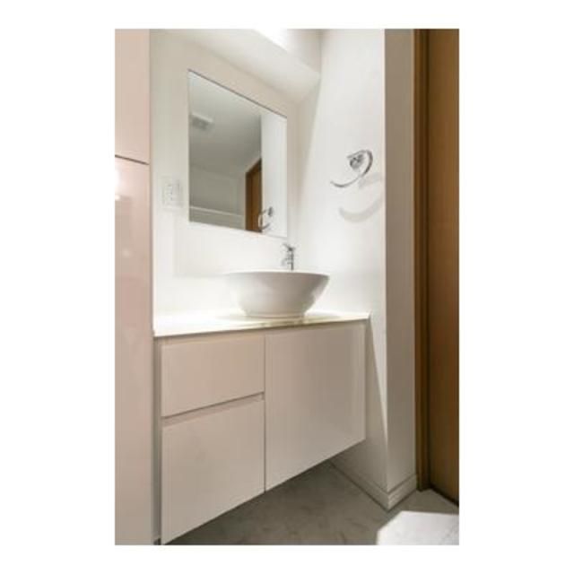 洗面設備　広い洗面スペース