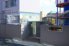 幼稚園・保育園　マダレナ・カノッサ幼稚園（幼稚園・保育園）まで1519m