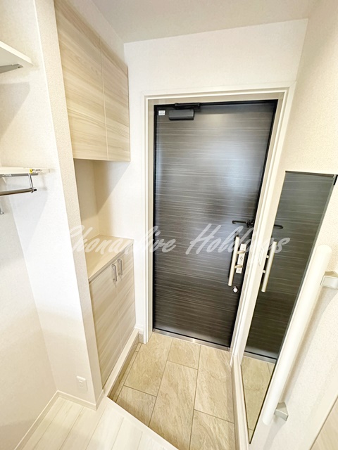 玄関　シューズボックス付きの玄関♪