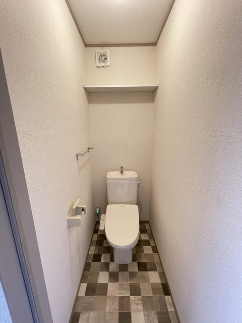 トイレ　別部屋参考写真です