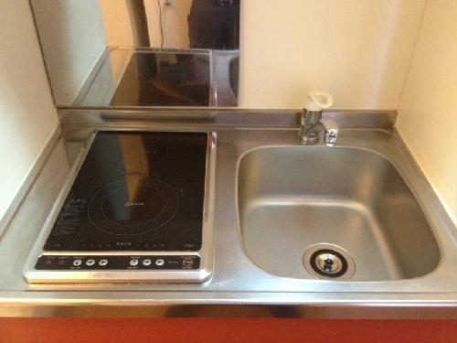 キッチン　電気コンロが2口あるタイプ
