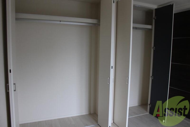 収納　奥行きもしっかりあるクローゼット