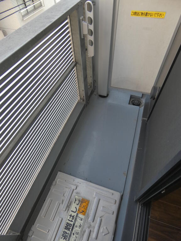 バルコニー　バルコニー