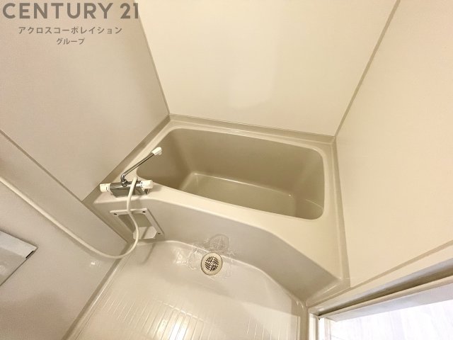 バス・シャワールーム　浴室乾燥機つきで便利です