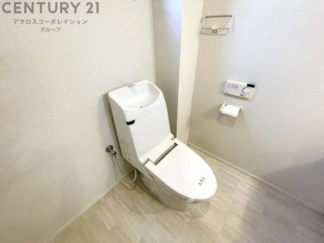 トイレ　温水洗浄便座付きでおすすめです