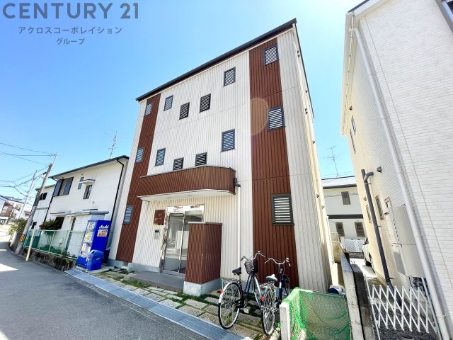 建物外観　オートロック付きで安心です