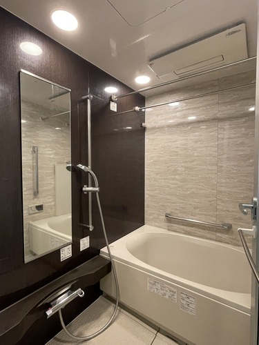 バス・シャワールーム　浴室　※2024年3月撮影