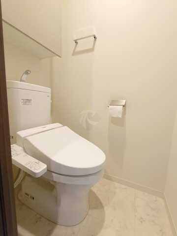 トイレ　クレイシア入谷