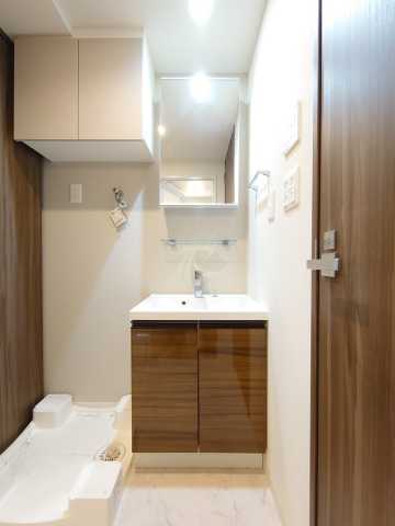 洗面設備　クレイシア入谷