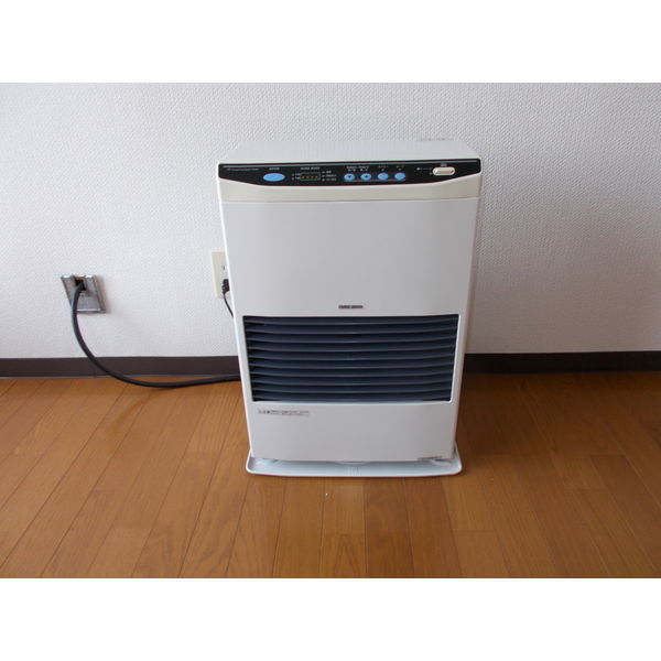 その他　☆経済的な灯油ストーブ☆