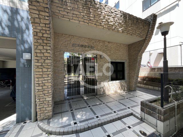 エントランス　ビスタ江坂南　エントランス