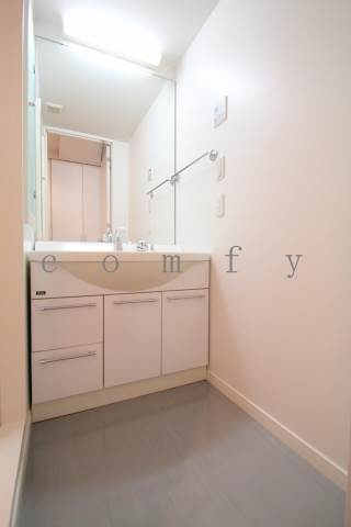 洗面設備　パウダールーム