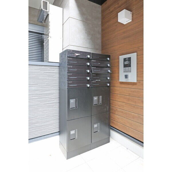 駐車場　宅配BOX