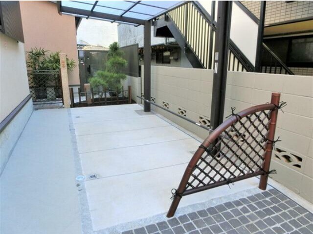 駐車場　駐輪場