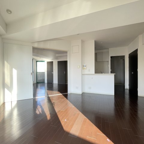 居室・リビング　同仕様タイプです