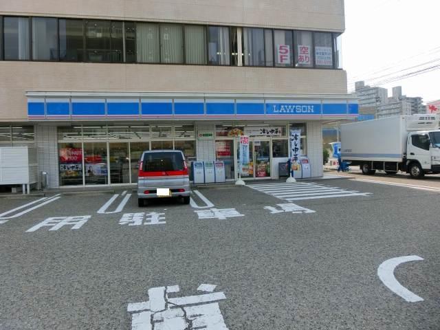 コンビニ　ローソン新潟堀ノ内店（コンビニ）まで331m