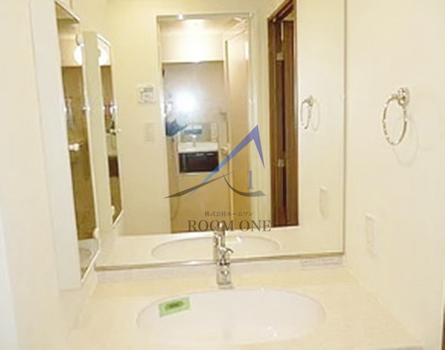 洗面設備　洗面台です。