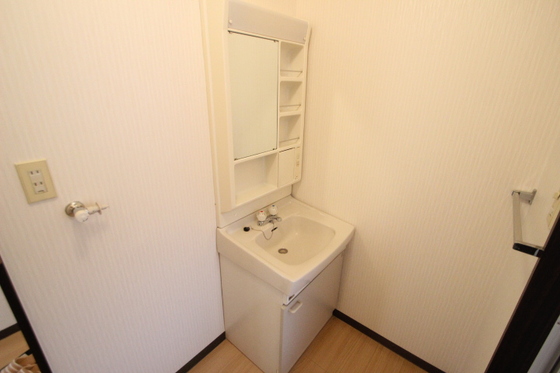 洗面設備　※別部屋の写真です