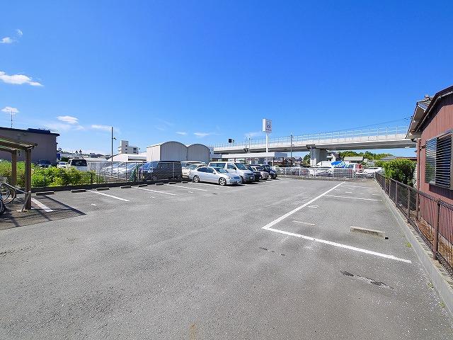 駐車場　駐車場があります