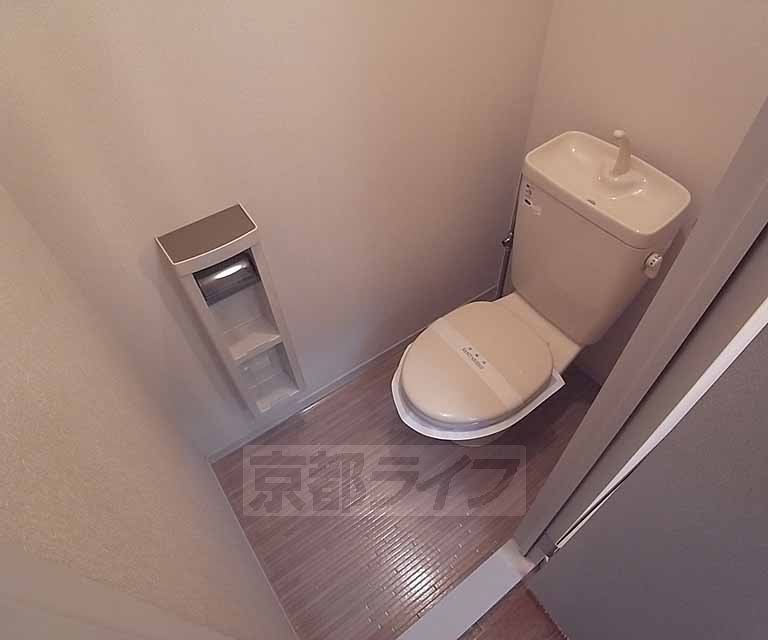 トイレ　セパレートタイプは嬉しいですね。