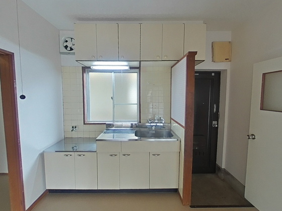 キッチン　※別部屋の写真です