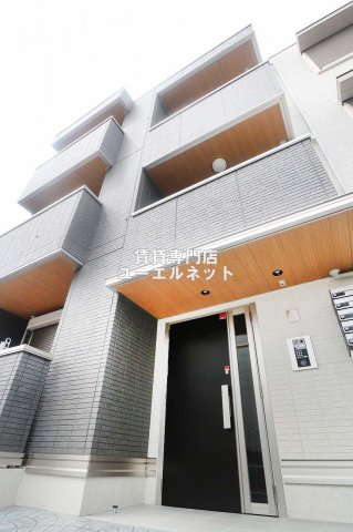 建物外観　シンプルで洗練されたデザインが毎日の暮らしに心地よさをプラス