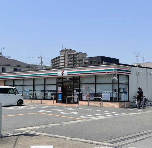コンビニ　セブン－イレブン春日公園前店（コンビニ）まで209m