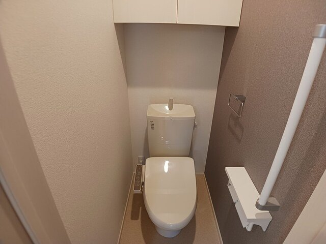 トイレ　トイレもきれいです