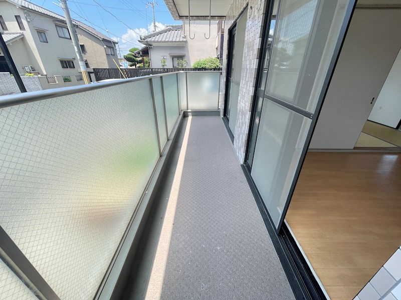バルコニー　※別号室の写真使用中