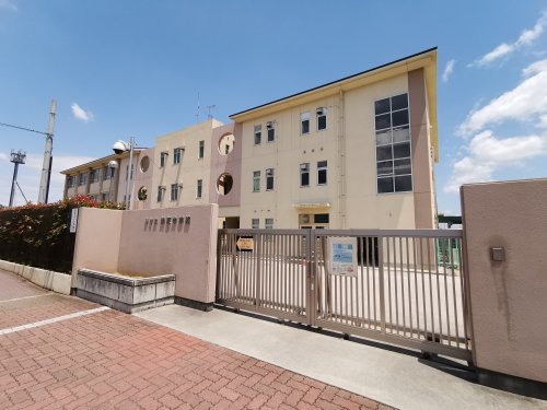 中学校　堺市立美原中学校（中学校）まで1458m