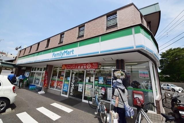 コンビニ　ファミリーマートサンズ二ツ橋店（コンビニ）まで80m