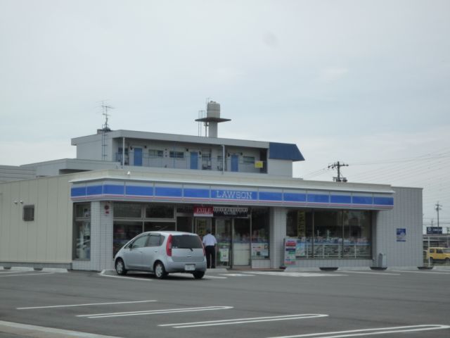 コンビニ　ローソン（コンビニ）まで620m