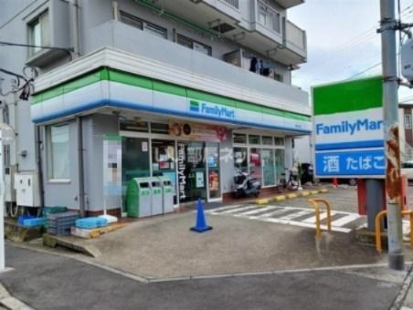 コンビニ　ファミリーマート 川崎向ケ丘店（コンビニ）まで86m