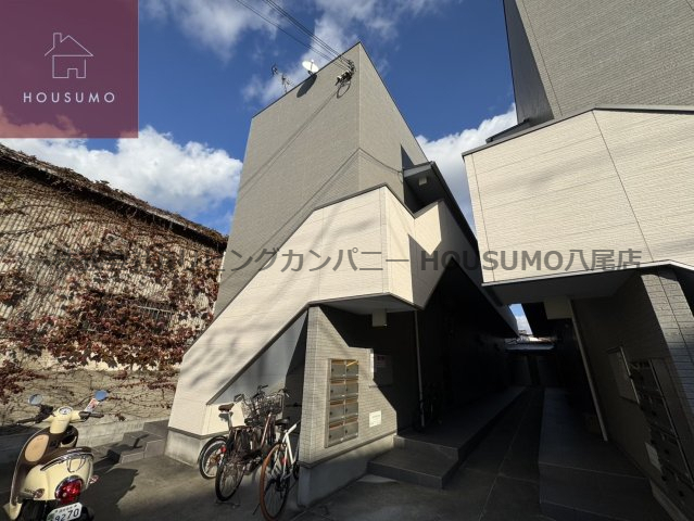 建物外観　外観は落ち着いています