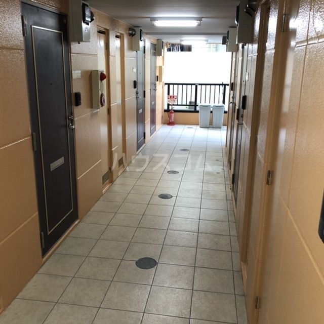 ロビー