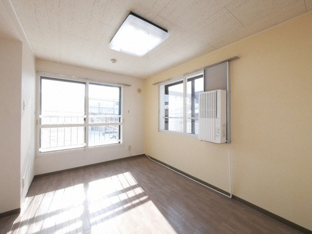その他部屋・スペース　明るい洋室です♪