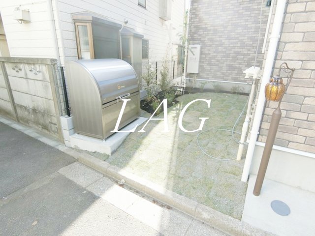 その他共有部分　敷地内ゴミ置き場です。