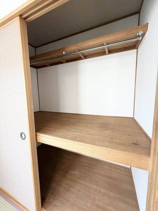 収納　押入れ