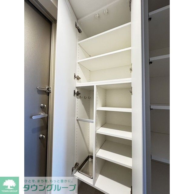 収納　シューズボックス