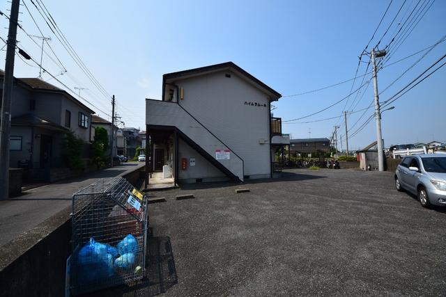 エントランス　★共用部分もしっかりお手入れされています★