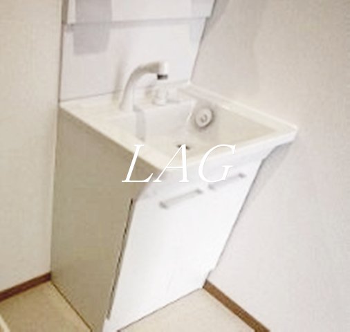 洗面設備　独立洗面台です。