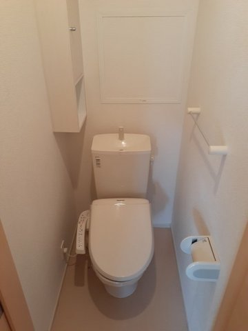トイレ　コンパクトで使いやすいトイレです