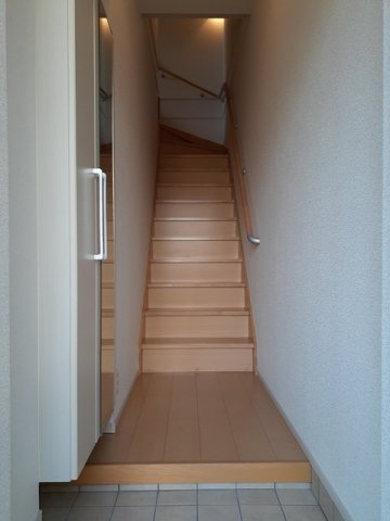 玄関　シンプルで使いやすい玄関です