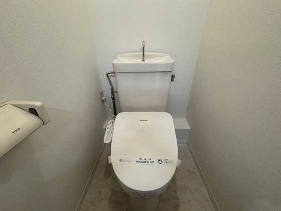 トイレ　※他部屋の写真です。現況優先。