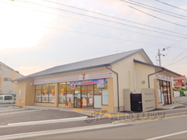コンビニ　セブンイレブン京都馬代一条店（コンビニ）まで200m