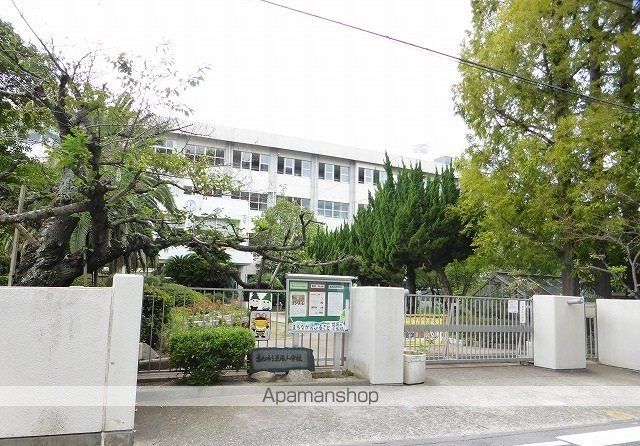 小学校　高松市立花園小学校（小学校）まで900m